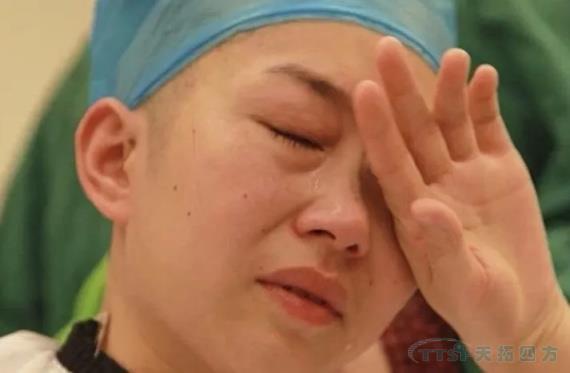 女王节 | 愿你青春自由，愿你笑容如花